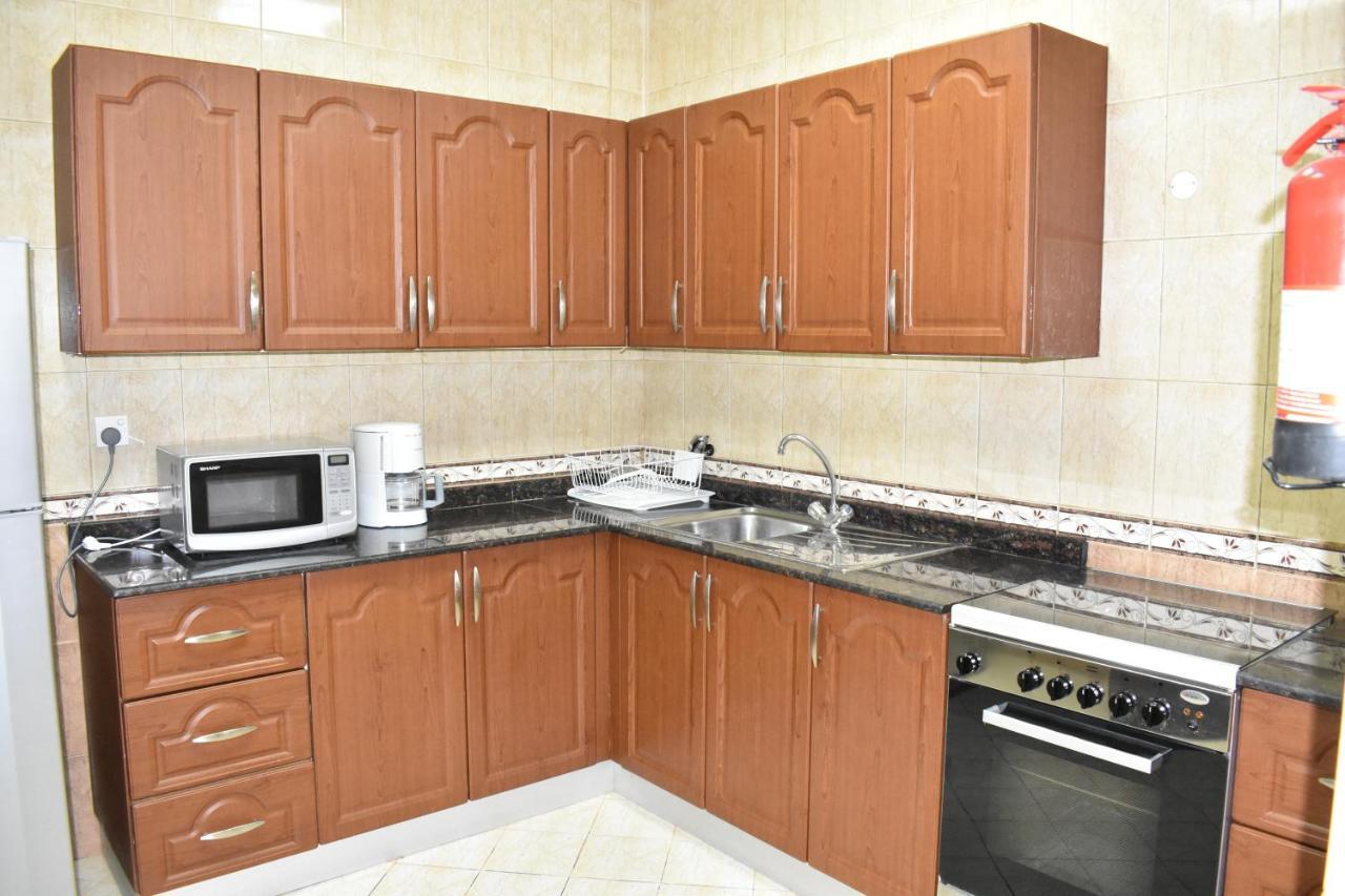 Ferienwohnung Al Misrea Tower Manama Exterior foto